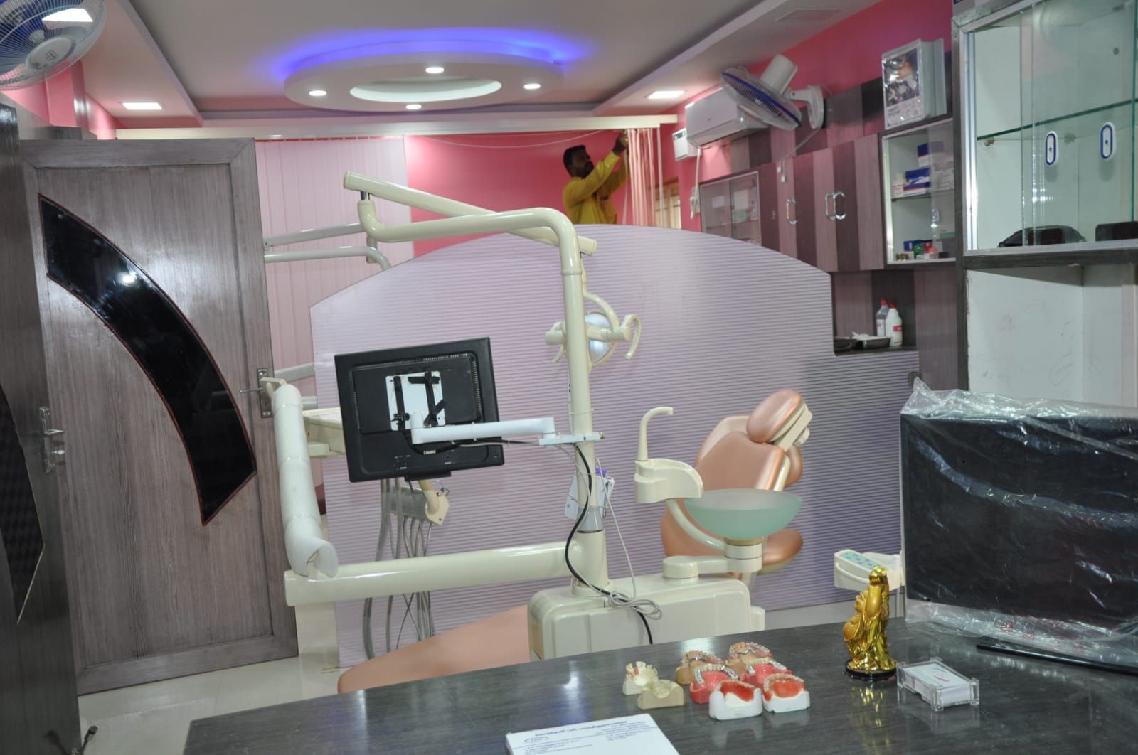 dental clinic in devakottai